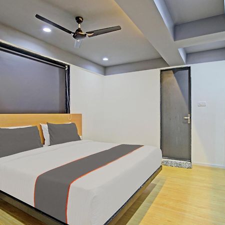 Collection O De'Pearl Hotel Surat Eksteriør billede