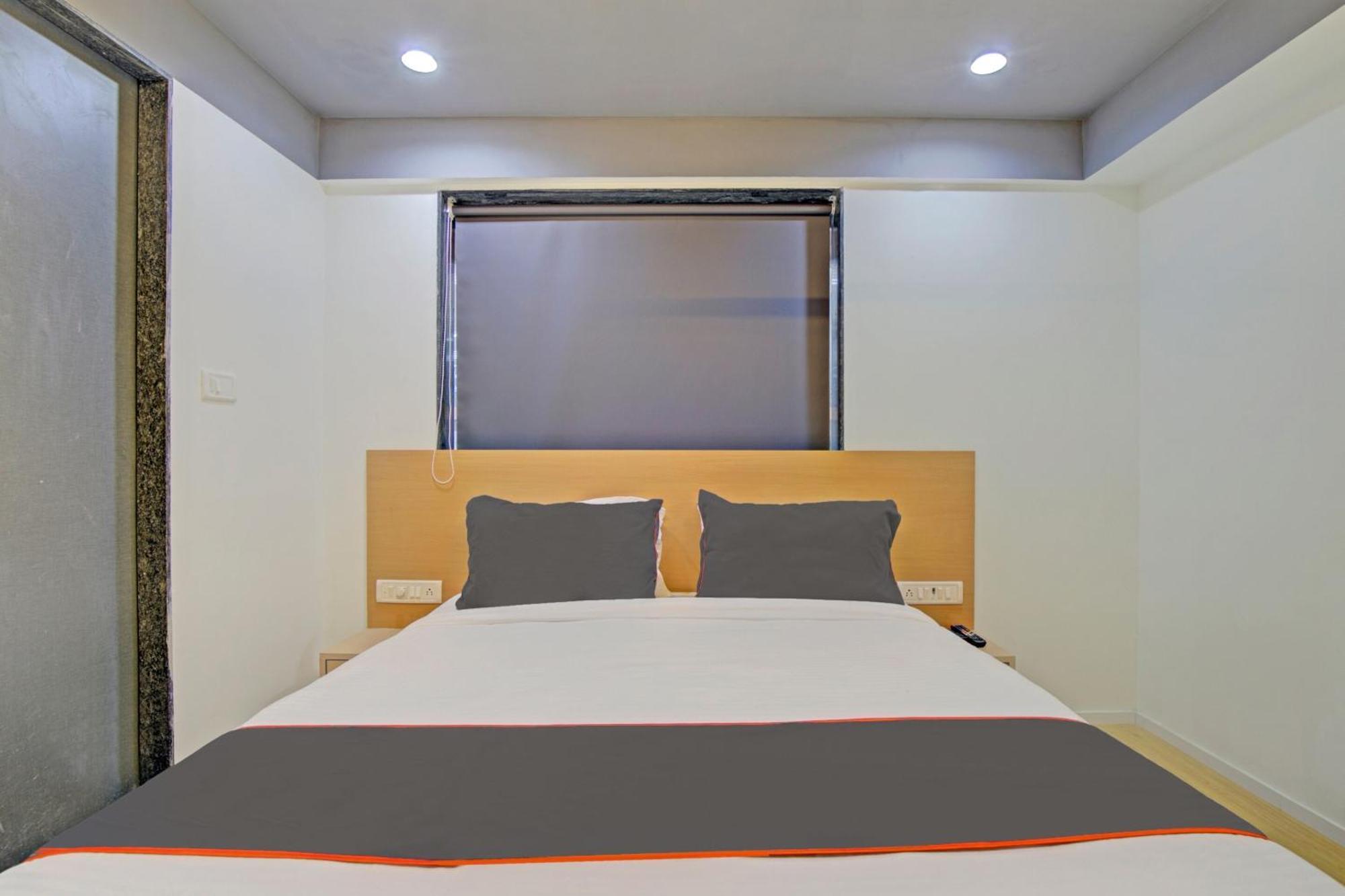 Collection O De'Pearl Hotel Surat Eksteriør billede